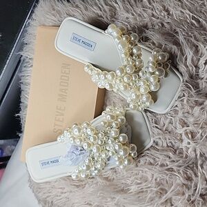 Womens Steve Madden sandles